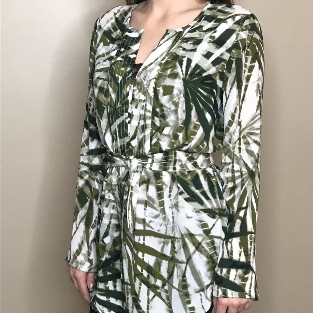 Punt Roma 🌿 Neck Blouse 🍃 - Picture 4 of 7